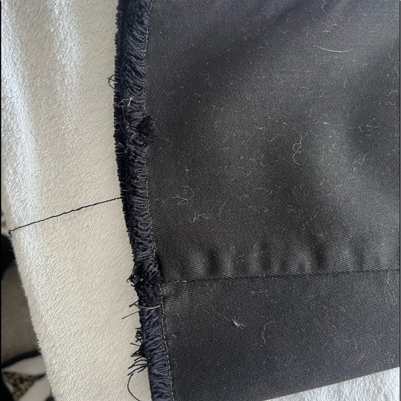 Alice and Olivia black jeans - Picture 6 of 8